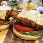 Chick & Fil Spicy Chicken Burger 500G (3pcs) - Image 6